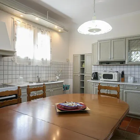 Aparthotel S&c Kosmos Roda (Corfu)