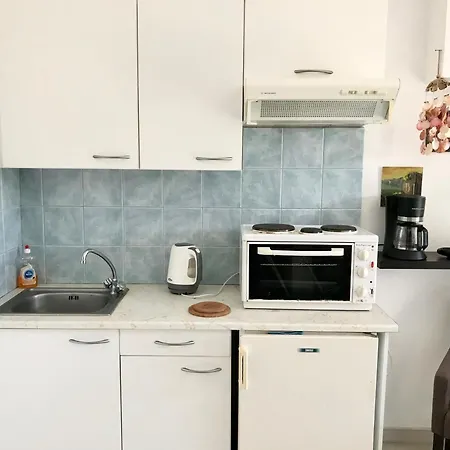 S&c Kosmos Aparthotel