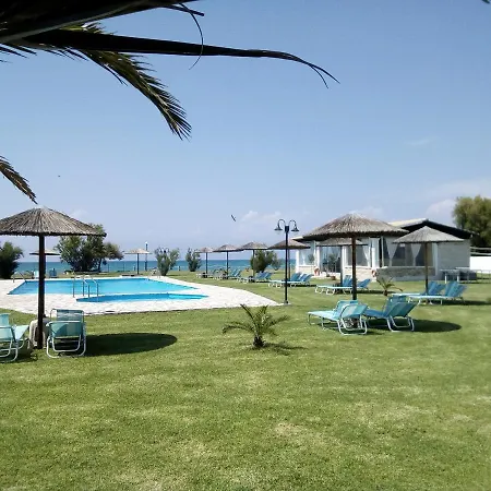 S&c Kosmos Aparthotel 3*